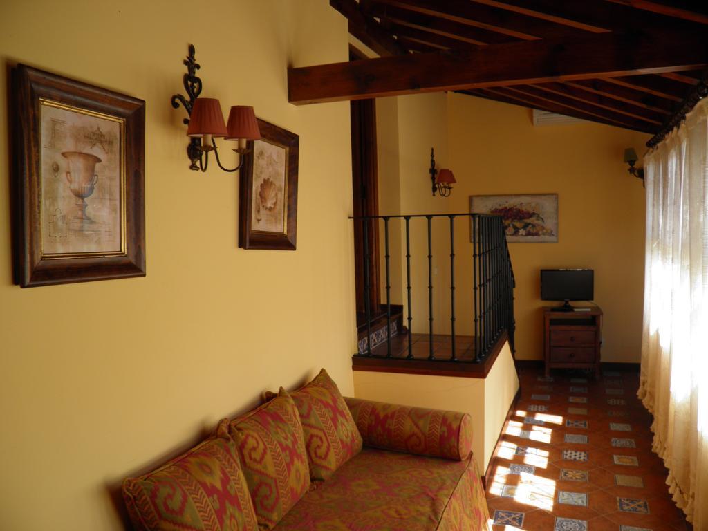 Apartamentos La Columna Chinchón Extérieur photo