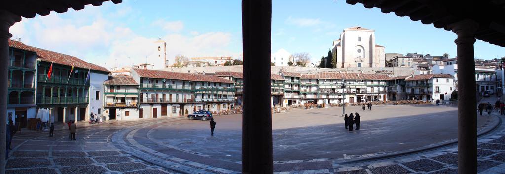 Apartamentos La Columna Chinchón Extérieur photo